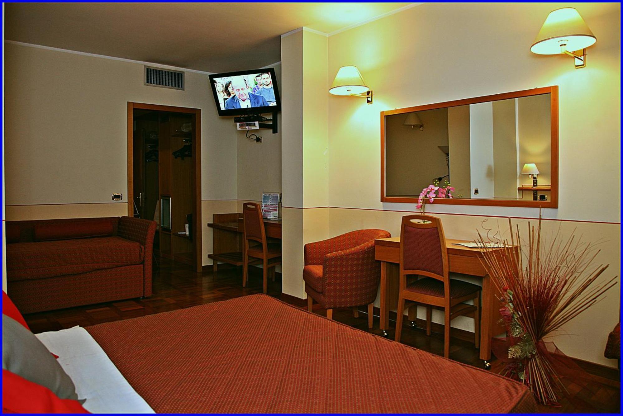 Hotel Meeting Ciampino Zewnętrze zdjęcie